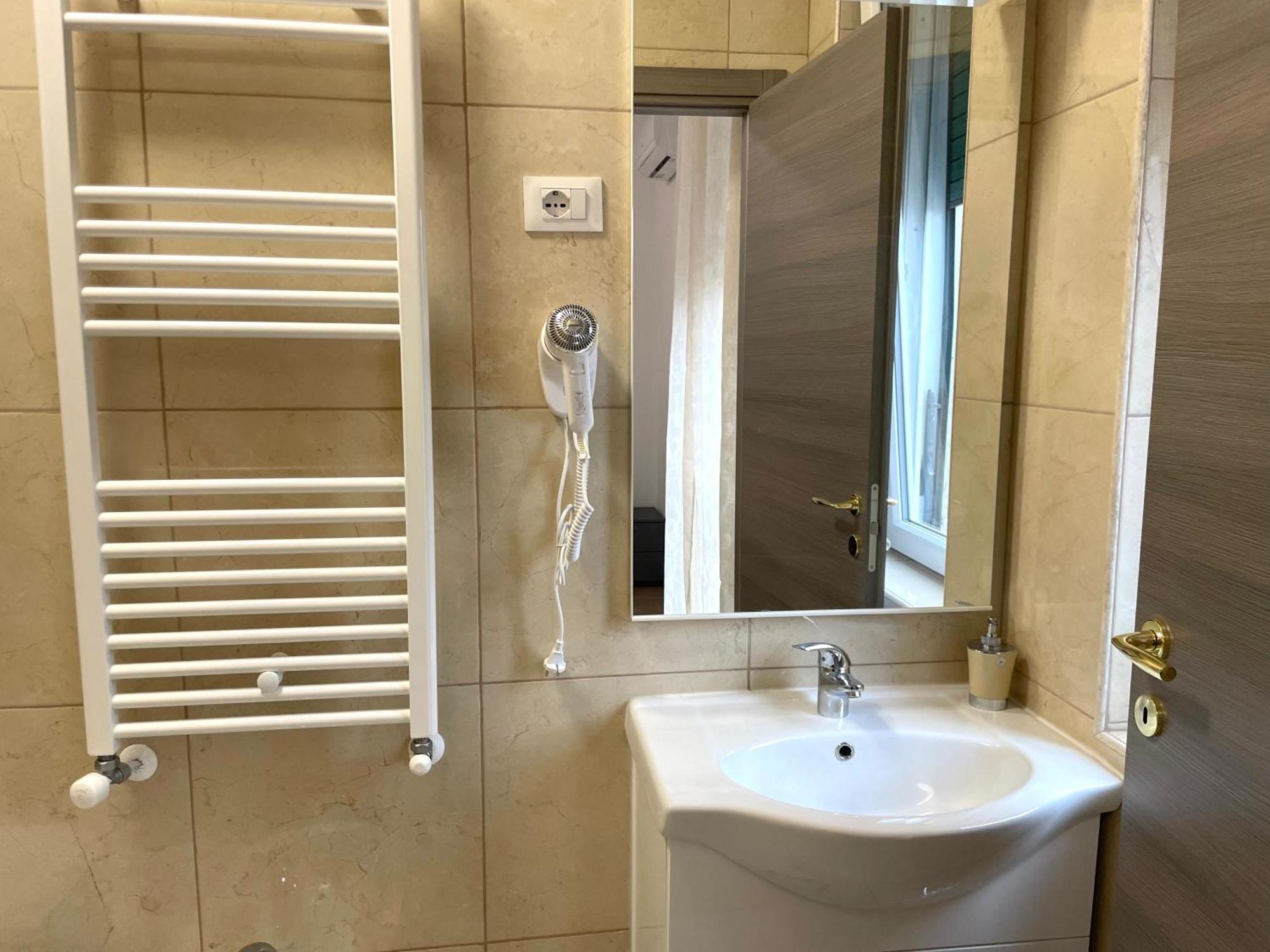 ורונה Fiera Rooms מראה חיצוני תמונה