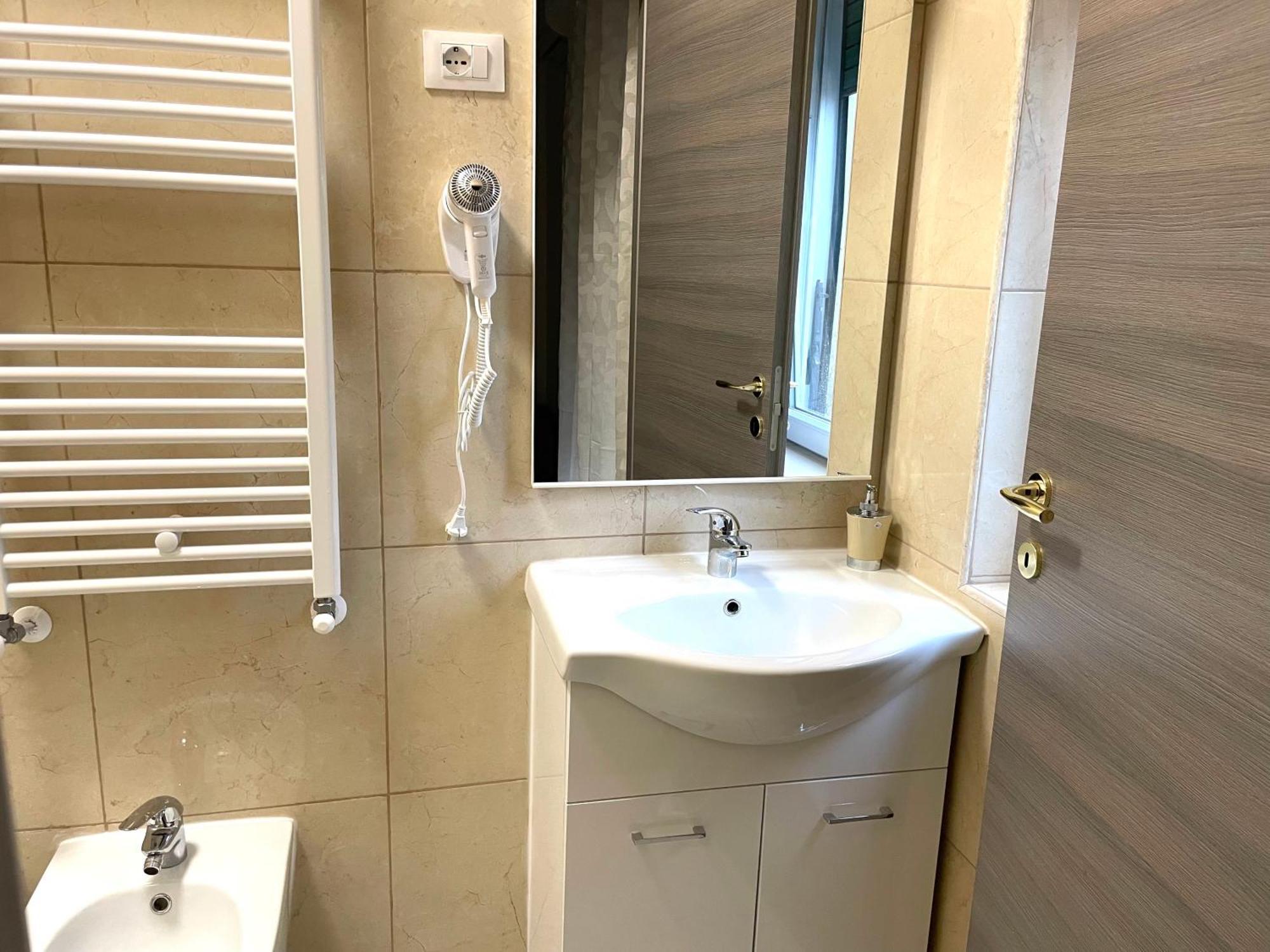 ורונה Fiera Rooms מראה חיצוני תמונה